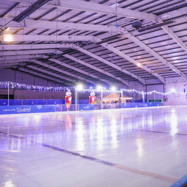 Ice Skating in Weston-Super-Mare - Image 2